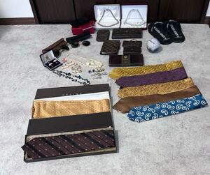 ★1円スタート★ブランド 革小物 サンダル ネックレス ネクタイ サングラス 財布 まとめ売り グッチ ヴィトン 象牙調 珊瑚 パール k14 限定</a></h3>
                        
                        