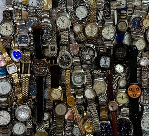 約300点 セイコー・シチズン・カシオ 海外ブランド他 SEIKO・CITIZEN・CASIO 大量腕時計 まとめ売り ジャンク 、5</a></h3>
                        
                        
