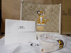 コーチ　ショルダーバック　小虎　　未使用、新品同様</a></h3>
                        