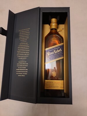 ジョニーウォーカーブルーラベル JOHNNIE WALKERブレンデッド スコッチ1000ml新品 箱付き 極美品</a></h3>
                        
