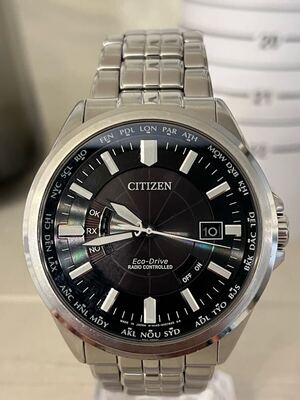 美品　シチズン　エコドライブ　CB0011-H145-S073545電波ソーラー　シルバーブラック　カレンダー</a></h3>
                        
                        