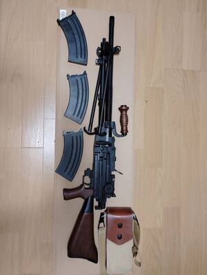 golden eagle製　96式軽機関銃　予備マガジン、ポーチ付きセット 電動ガン</a></h3>
                        
                        